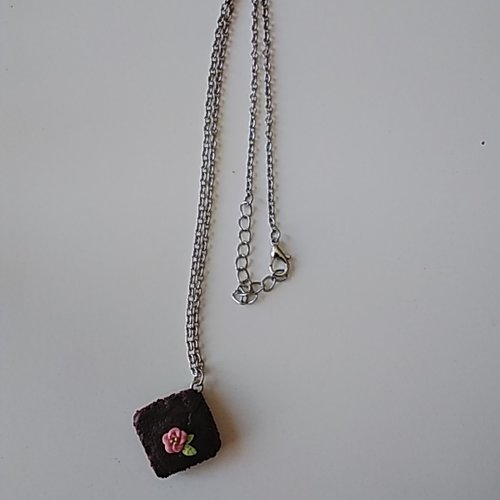 Collier brownie chocolat