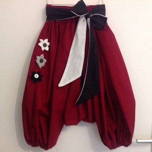 Sarouel enfant rouge bordeaux du 2 au 12 ans