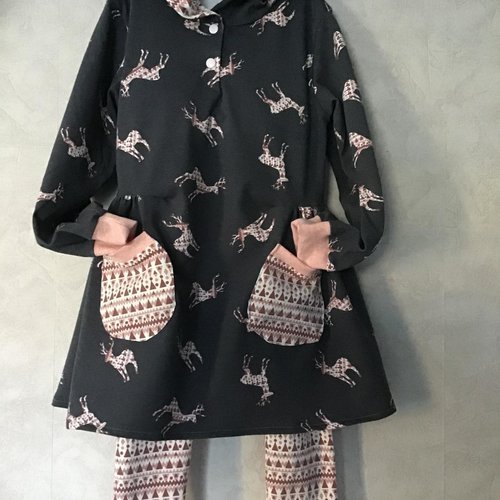 Robe/ tunique motifs scandinave à capuche du 2 au 10 ans