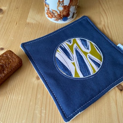 Dessous de tasse en tissu façon patchwork