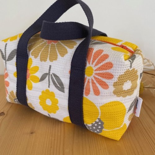 Trousse de toilette, nécessaire de beauté flower power