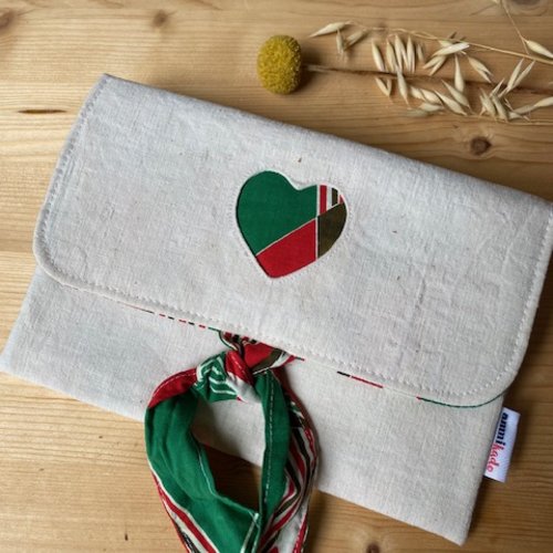 Pochette de rangement en linge ancien - coeur années 50