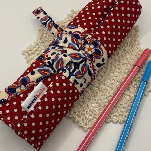 Trousse à rouler à crayons, feutres