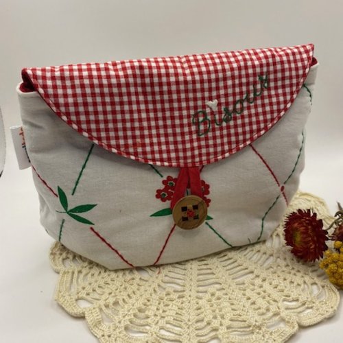 Pochette à rabat "bisous"