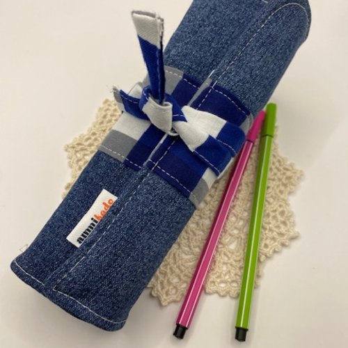 Trousse à rouler à crayons, feutres