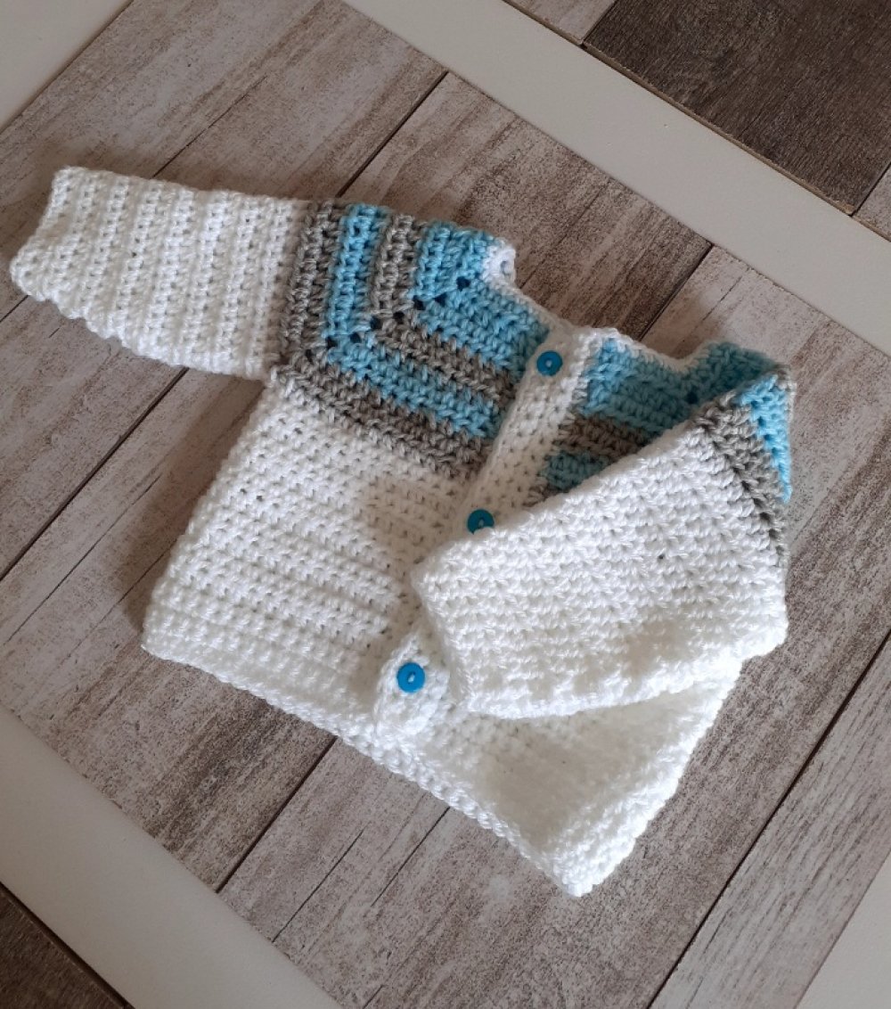 Gilet Brassiere Bebe Crochete Main Un Grand Marche