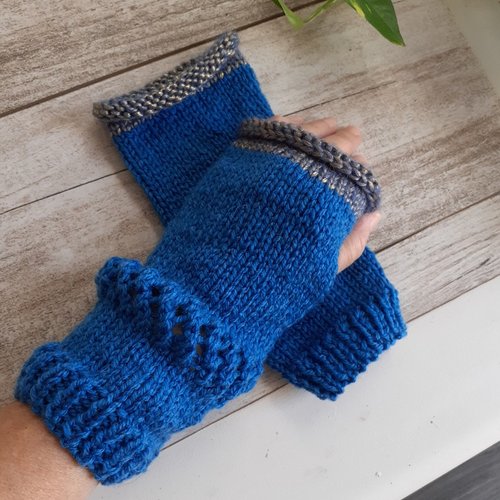 Mitaines bleues et or femme