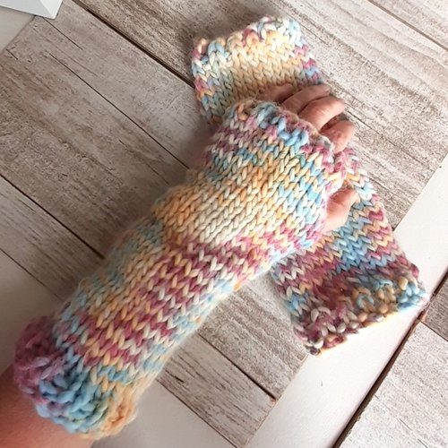 Mitaines chaudes tricotees main boheme