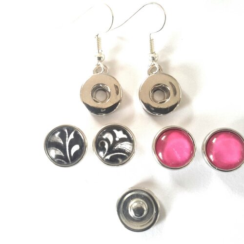 Boucles d'oreilles à boutons pression snap 12mm et ses 2 paires de boutons pression  rose et floral blanc sur fond noir