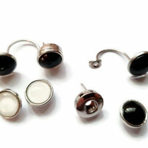 Boucles d'oreilles snap de type puce 12mm et ses 2 paires de boutons pression  noirs et blancs avec un  fermoir courbé à cabochon noir.