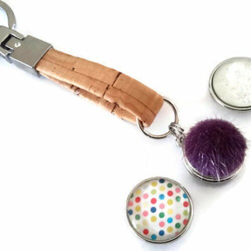 Porte clé snap 18mm en liège et ses 3 boutons pression: façon fourrure violet, à paillettes/étoiles argentées/blanc et à pois multicolores