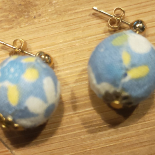 Boucles "bleuet du japon"