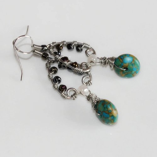 Boucles d'oreilles bohème romantiques plaquées argent et perles de turquoise