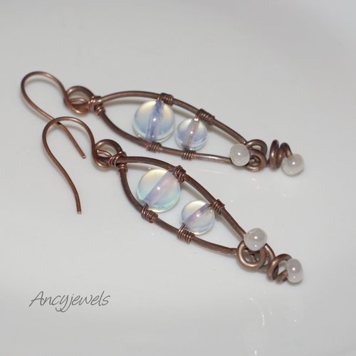 Boucles d'oreilles romantiques opaline pierre de lune