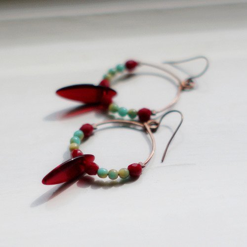 Créoles faites main cuivre et perles de verre