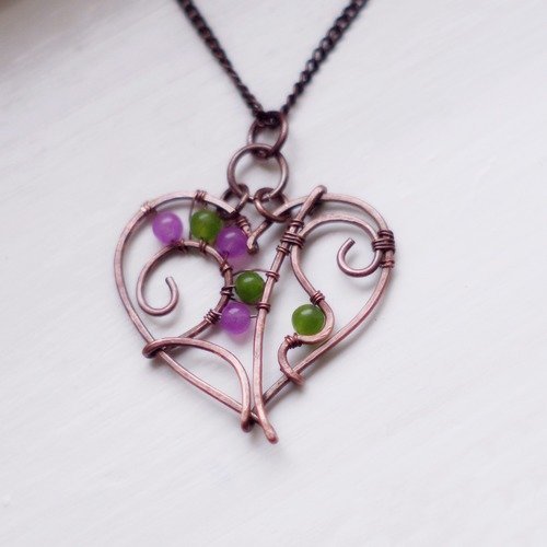 Sweet heart, collier coeur en cuivre, perles de jade rose et vert
