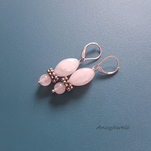 Boucles d'oreilles uniques avec quartz rose