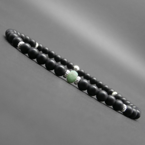 Bracelet fin homme minimaliste gemmes améthyste onyx noir mat perles en argent 