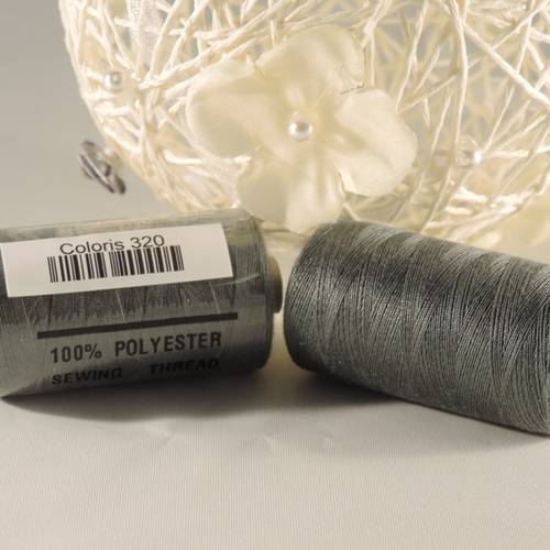 Fil à coudre polyester 1000 yards (env. 914m) / 320  ver de gris