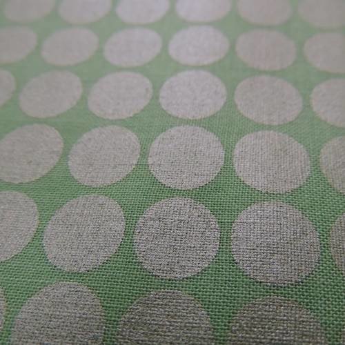 Tissu patchwork michael miller dm2999-aloe-d : mirror ball dot aloe - coupon 50 x 55 cm 
