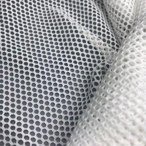Tissu filet mesh 100 % polyester 85g/m² – blanc / 50 cm