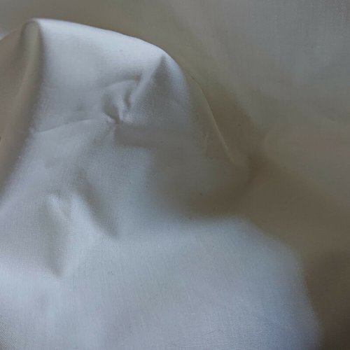 Tissu percale easy care 100 % coton peigné 120 g/m² - laize 280 cm - blanc / 50 cm