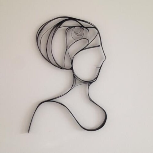 Suspension murale "femme de profil n1", quilling papier, quilling, recyclage papier, cadre femme, collage art