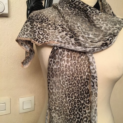 Écharpe légère,en maille fine,motifs leopard,en viscose et lurex,écharpe femme,écharpe fille,cadeau femme