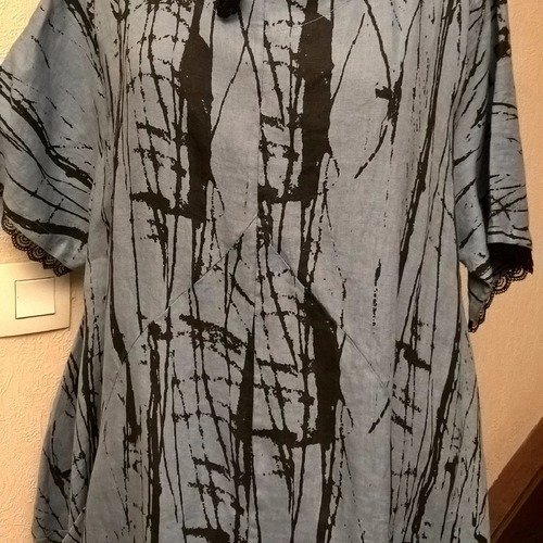 Robe over size en coton et lin imprimé