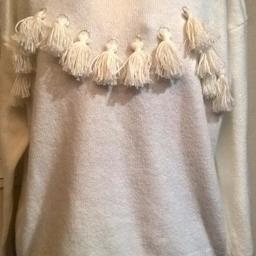 Pull en laine et viscose de couleur blanche