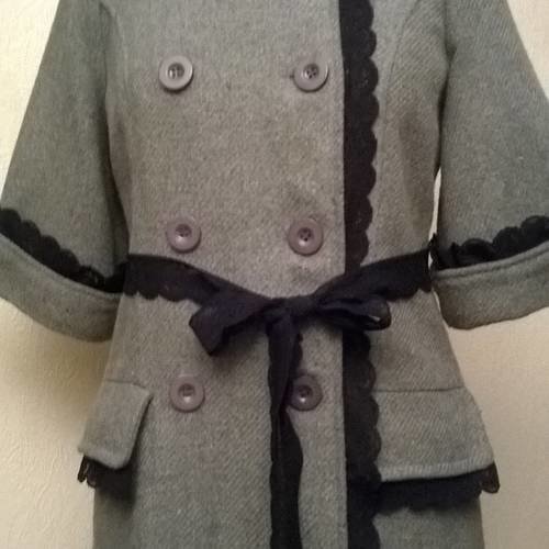 Manteaux en laine,acrylique et dentelle,couleur gris et noir,manteau femme,manteau fille,cadeau femme,cadeau fille,vêtements