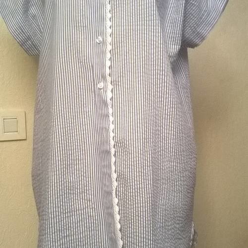 Chemise longue en coton à rayures blanc et bleu 