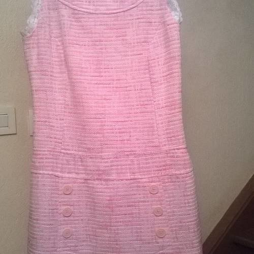 Robe chasuble sans manches couleur rose 