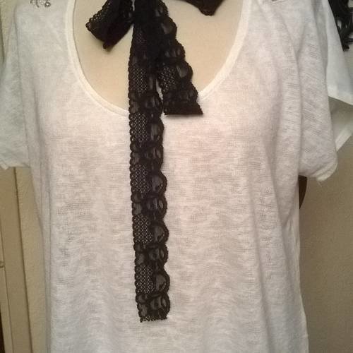 Tee shirt petites manches en coton et mousseline de couleur blanche 
