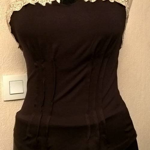 Débardeur en viscose de couleur marron 