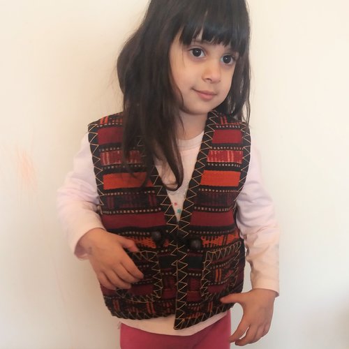 Gilet arménien enfant de broderie à la main, gilet de tapis, costume traditionnel