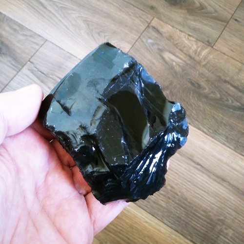 Obsidienne noire brute, obsidienne brute, pierres naturelles - précieuses, pierres de guérison, chakra 235gr