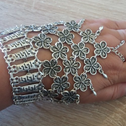 Bracelet bague arménienne, chaîne à la main bracelet