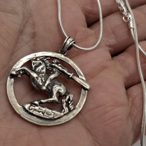 Pendentif en argent massif david de sassoun :  symbole héroïque