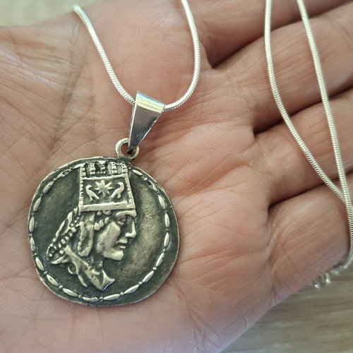 Pendentif en forme de pièce argent sterling – tigran le grand, roi d’arménie