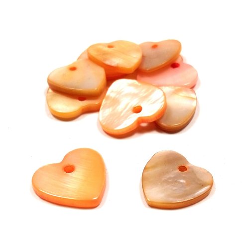 10 sequins coeur en coquillage orange 12 mm