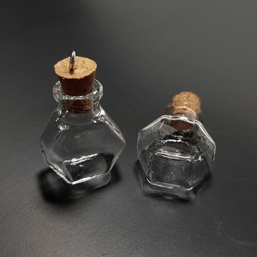 Mini fiole bouteille hexagonale en verre 25 mm avec anneau argent (x1)