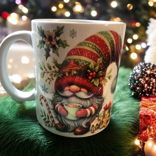 Mug de noël - gnome sur fond blanc