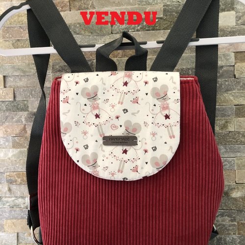 Vendu - sac à dos enfant couleur framboise en velours et coton