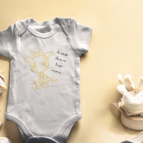 Body bébé avec message et girafe
