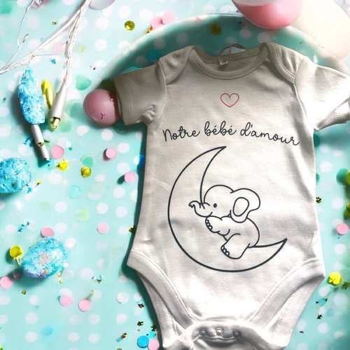 Body bébé avec message: "notre bébé d'amour"