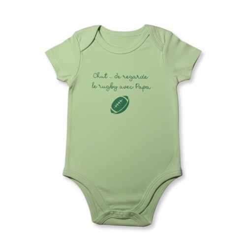 Body bébé avec message: "chut je regarde le rugby avec papa" - vert pâle