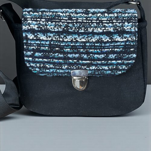 Sac bandoulière denim noir et tissu texturé