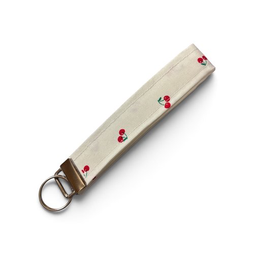 Porte-clé dragonne cousu main - cerises- couture rouge ou blanche - idée cadeau