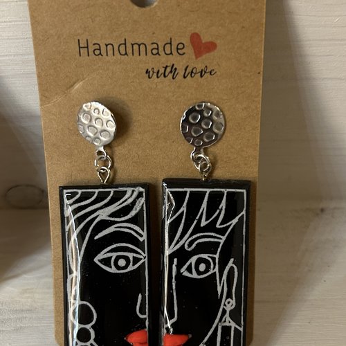 Boucles d'oreilles silhouette - noir et blanc